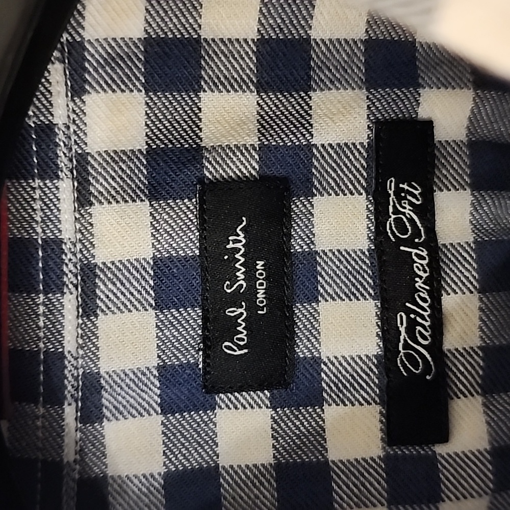 Paul Smith tailored slim fit brushed cotton shirt. 82% cotton 18% wool - Picture 3 of 6